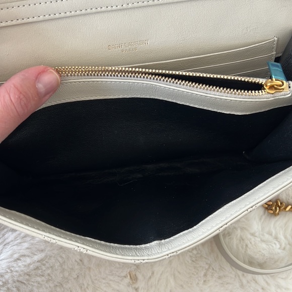 Ysl Becky bag like new/great condition - Picture 12 of 17